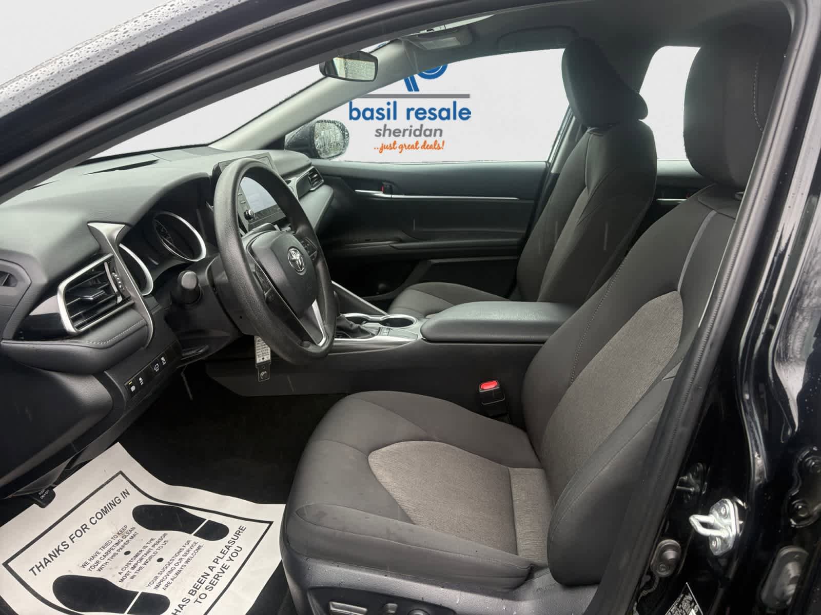 Used 2023 Toyota Camry LE FWD image 8