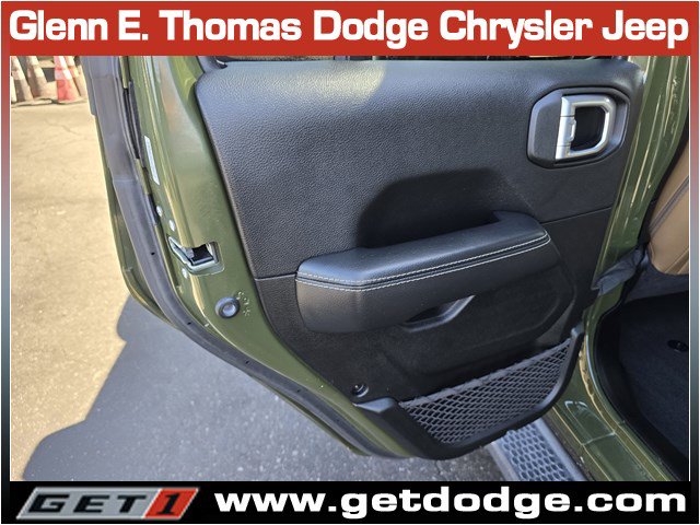 Certified 2022 Jeep Wrangler Unlimited Sahara AWD/4WD image 27