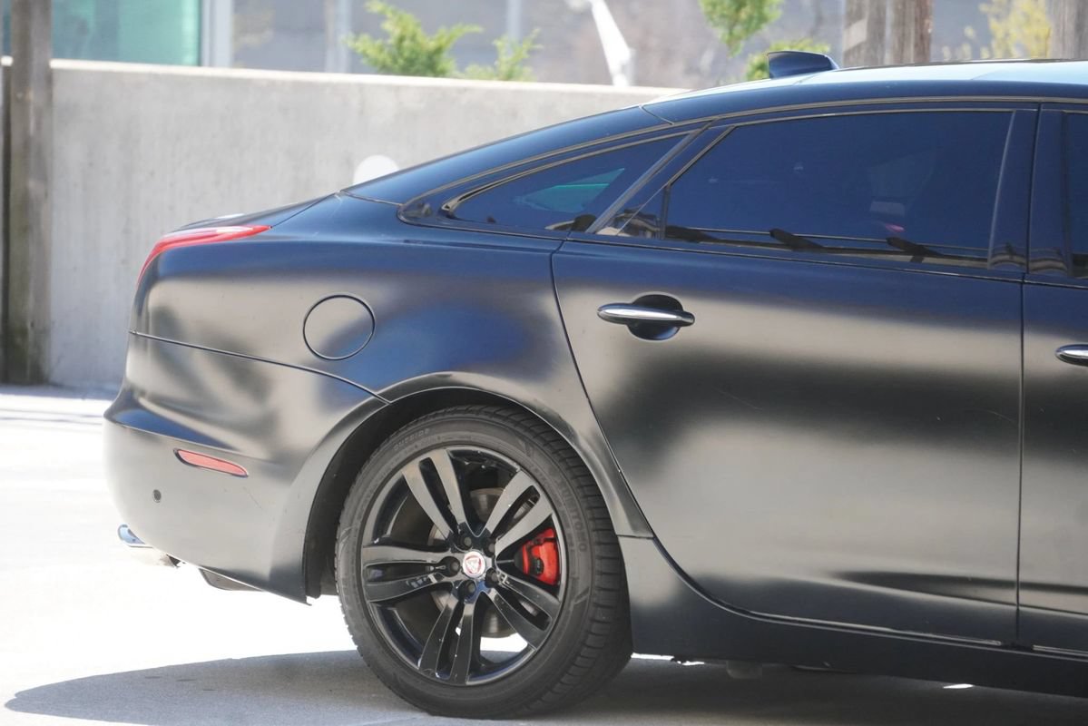 Used 2016 Jaguar XJ L Portfolio AWD/4WD image 37