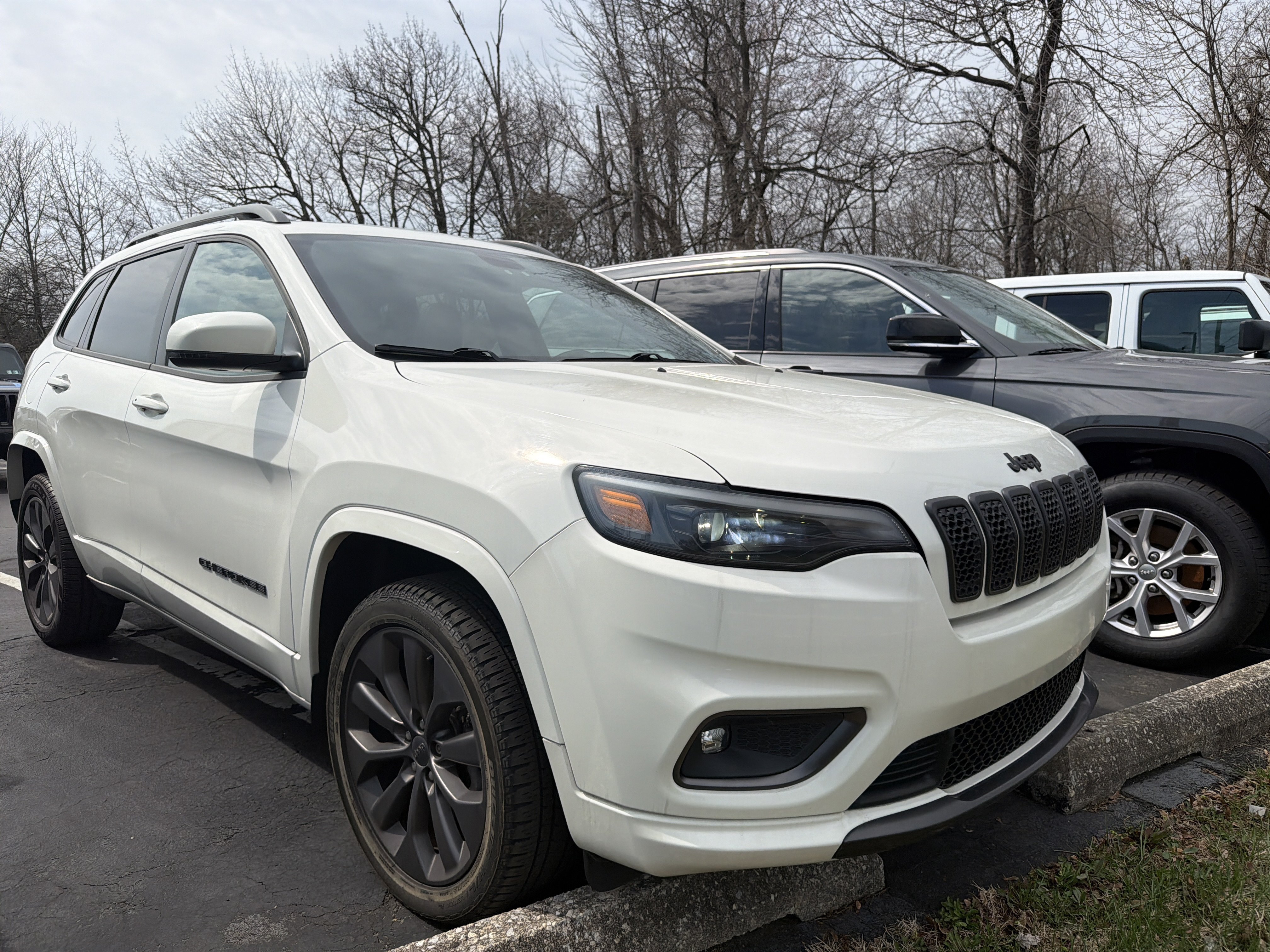 Certified 2019 Jeep Cherokee High Altitude AWD/4WD image 1