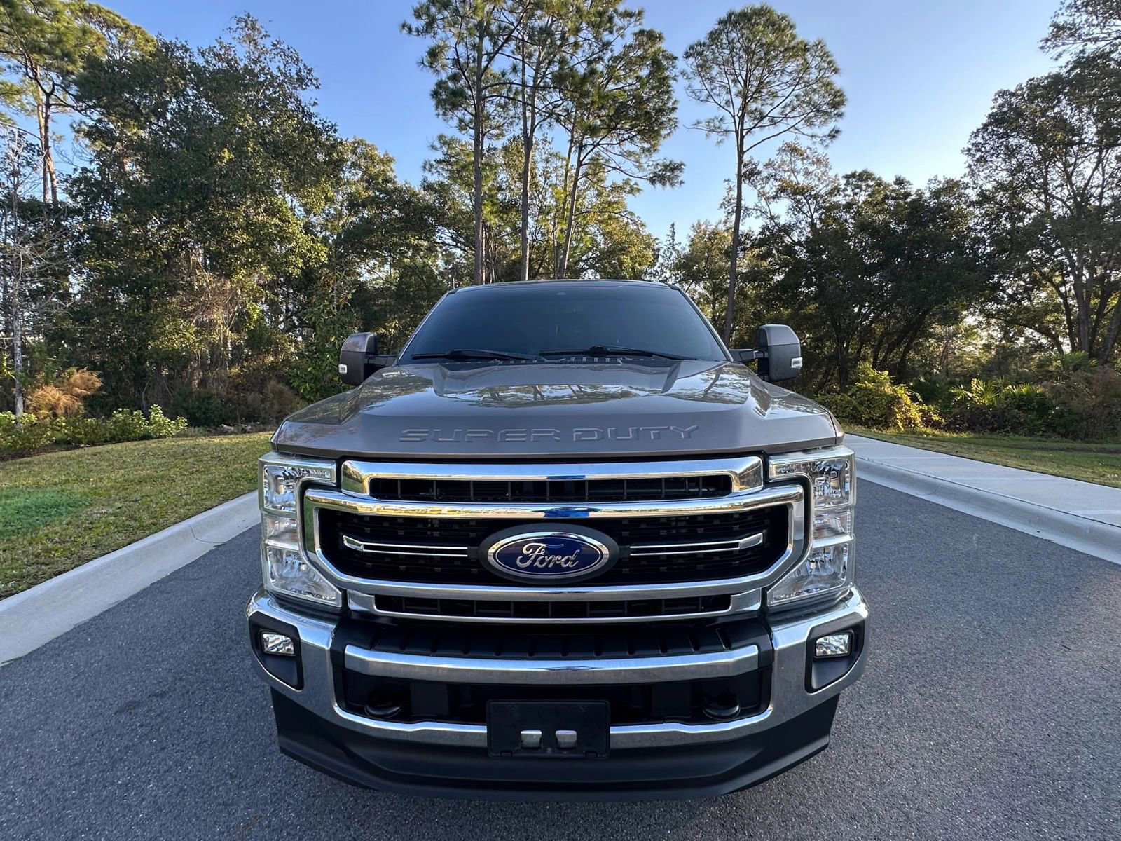 Used 2022 Ford F350 Lariat w/ Lariat Value Package image 4