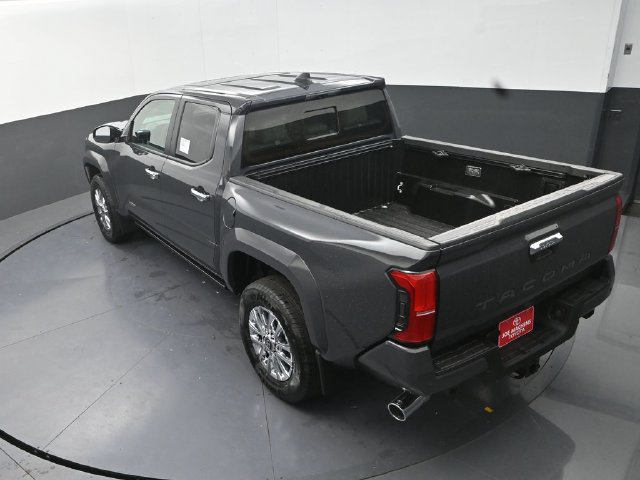 Used 2026 Toyota Tacoma Limited AWD/4WD image 27