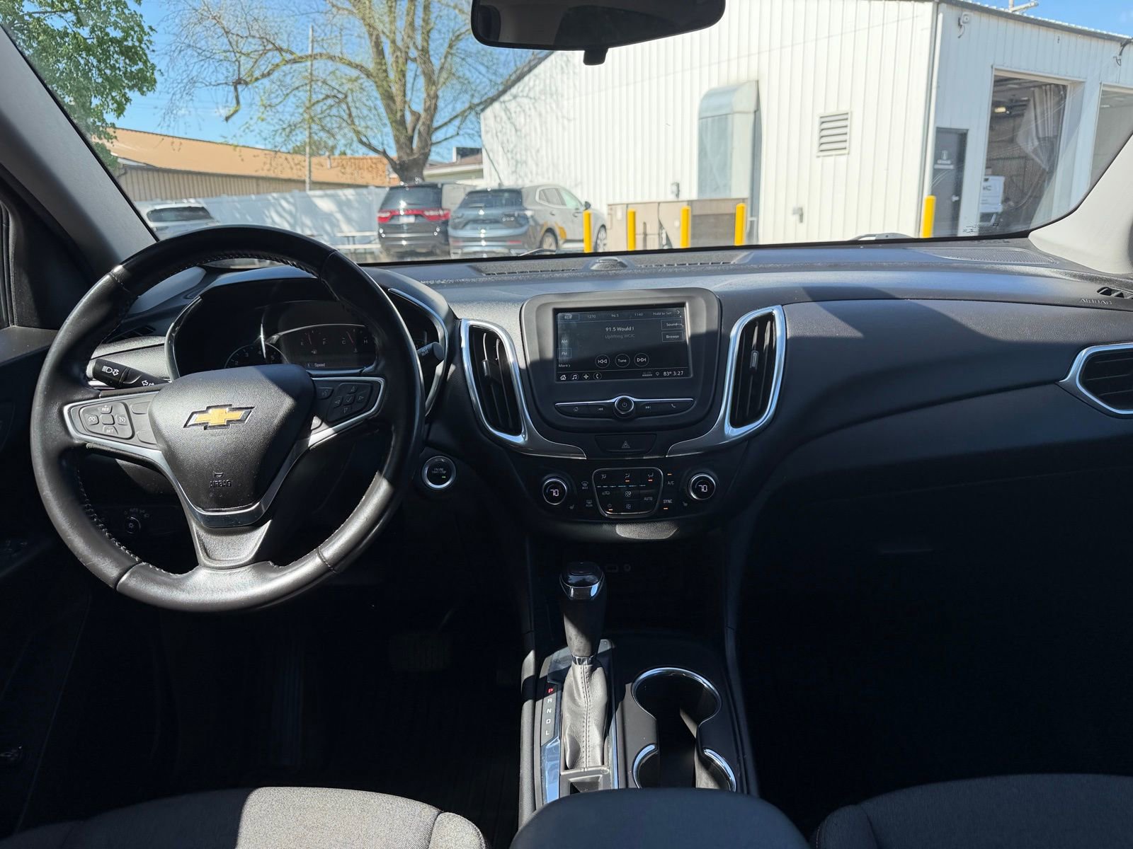 Used 2019 Chevrolet Equinox LT image 18