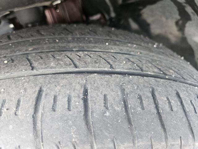 Used 2019 Jeep Cherokee Latitude w/ Popular Appearance Group image 27