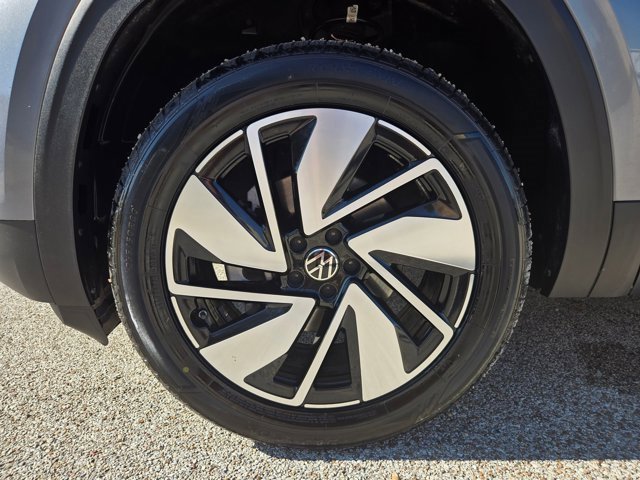 Used 2024 Volkswagen Atlas SE image 32