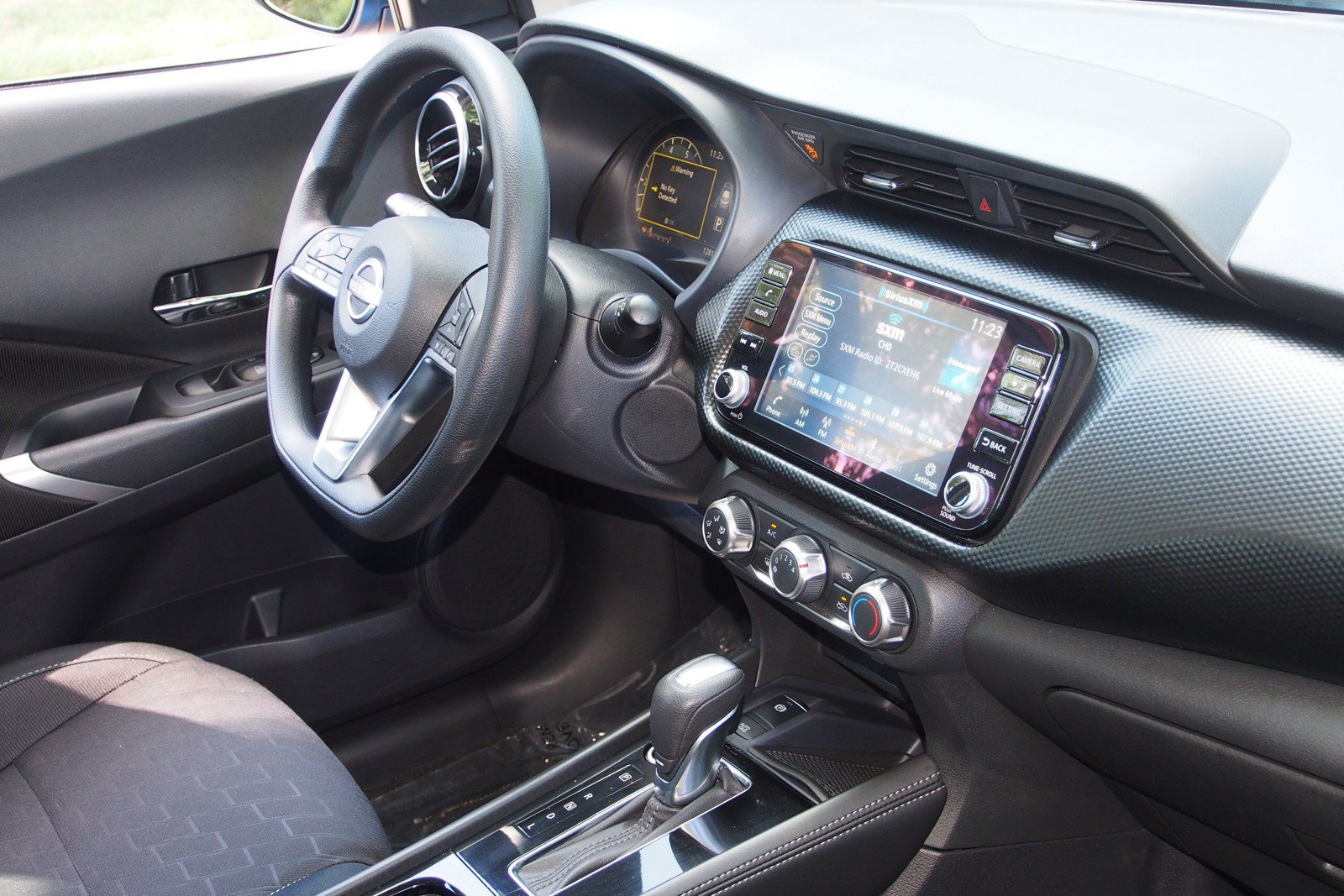 Used 2024 Nissan Kicks SV FWD image 10