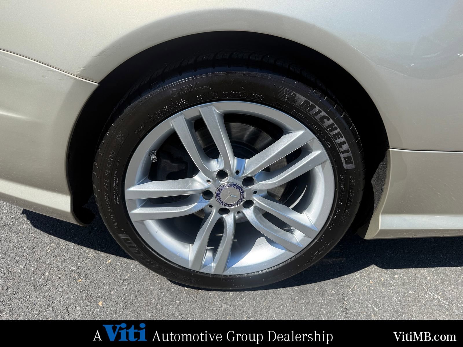 Used 2013 Mercedes-Benz SL 550 image 18