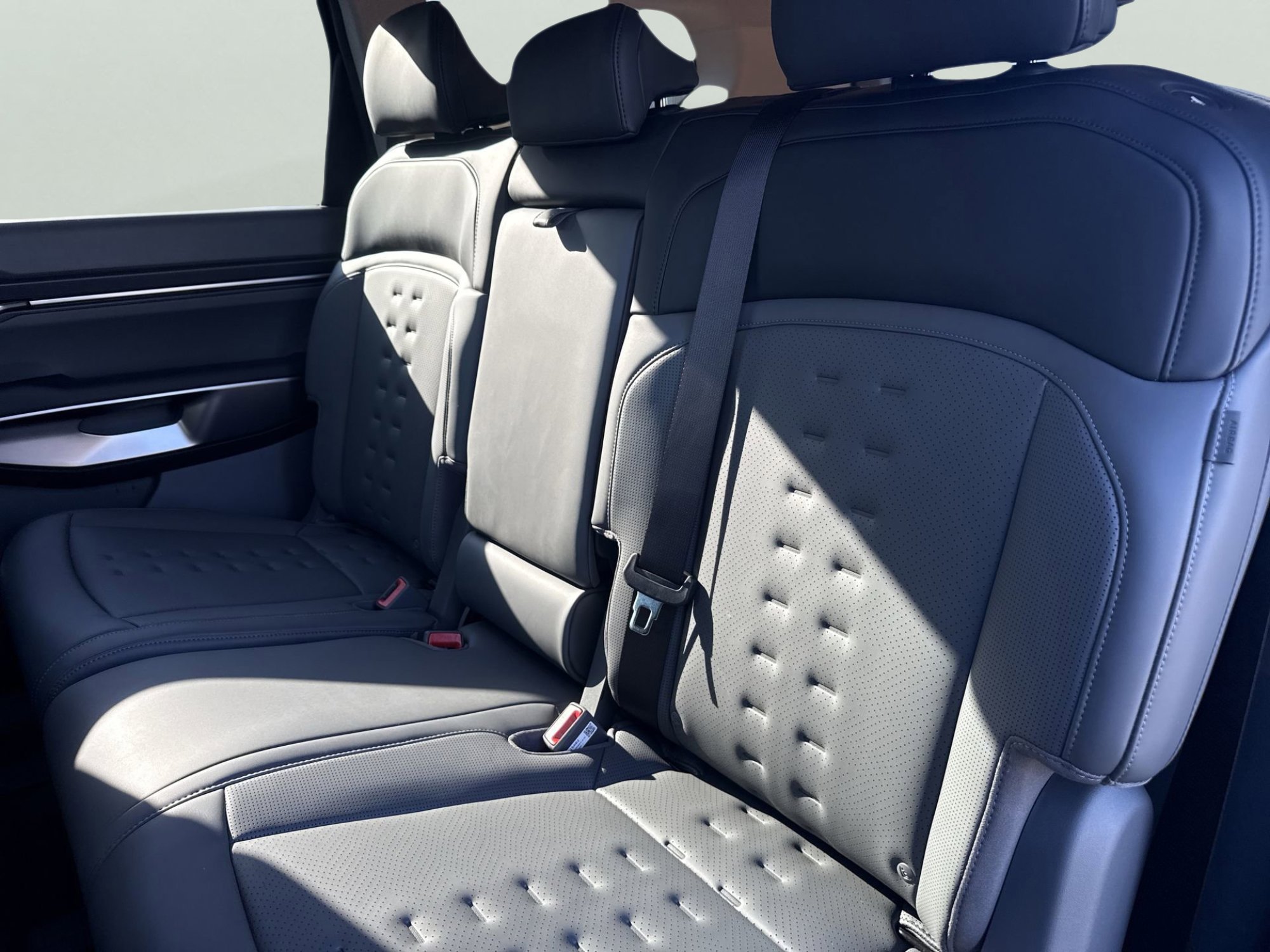 New 2026 Kia EV9 Wind image 16