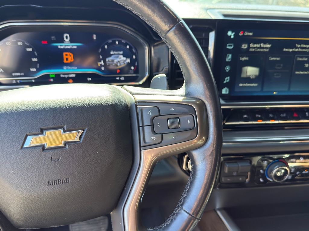 Used 2023 Chevrolet Silverado 1500 High Country w/ Technology Package image 16