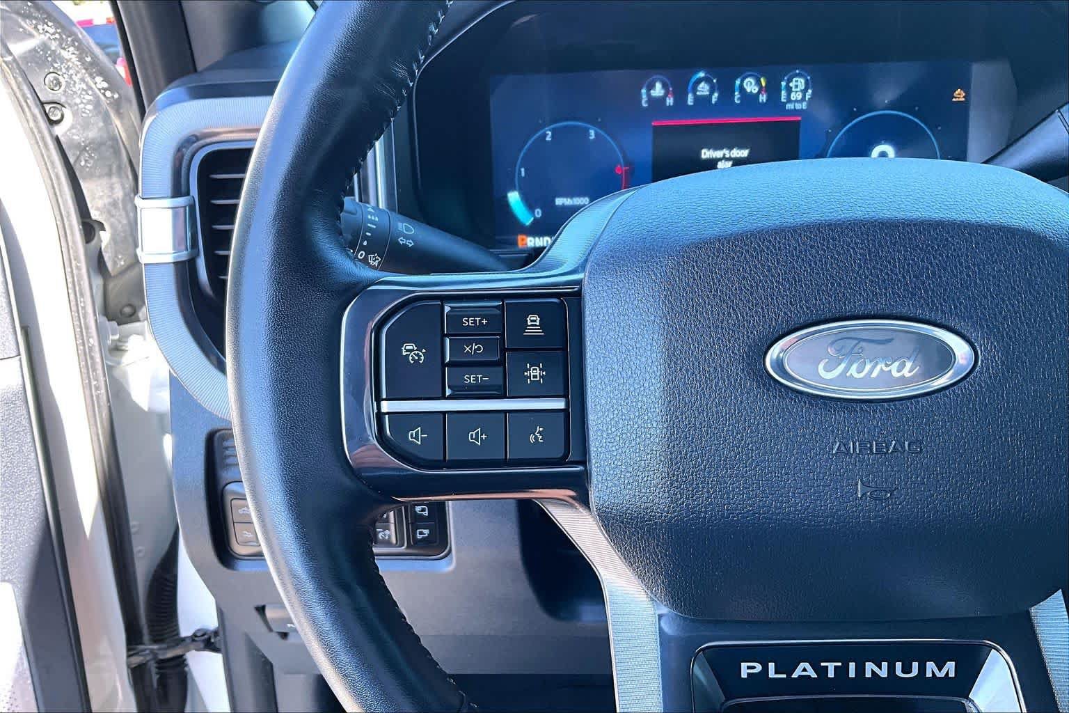Used 2026 Ford F350 Platinum w/ FX4 Off-Road Package AWD/4WD image 22