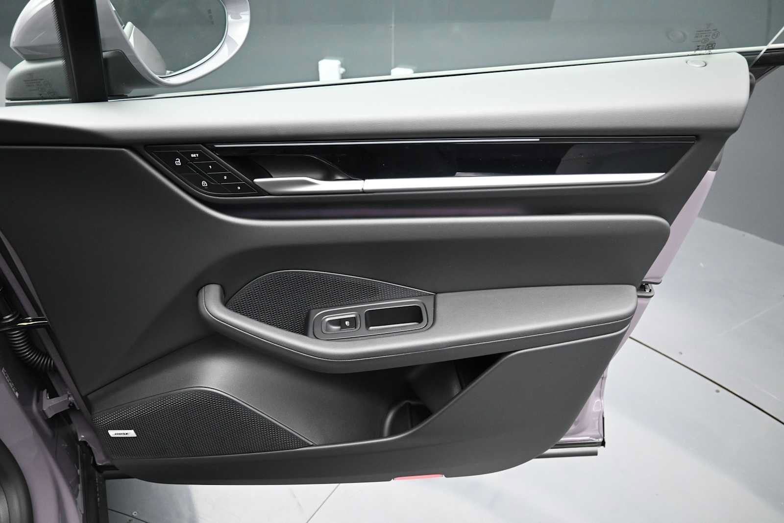 New 2026 Porsche Macan 4 Electric AWD/4WD image 21