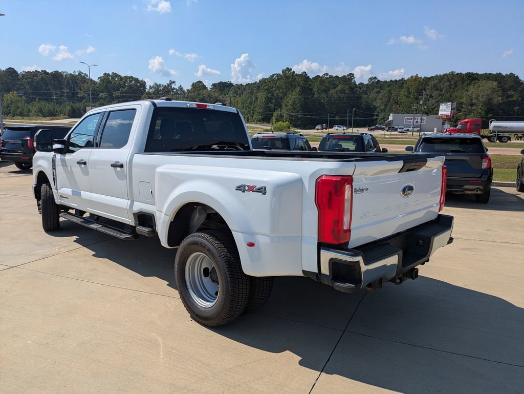Used 2024 Ford F350 XLT AWD/4WD image 6