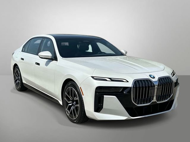 Used 2024 BMW 760i xDrive w/ Premium Package 2 image 24