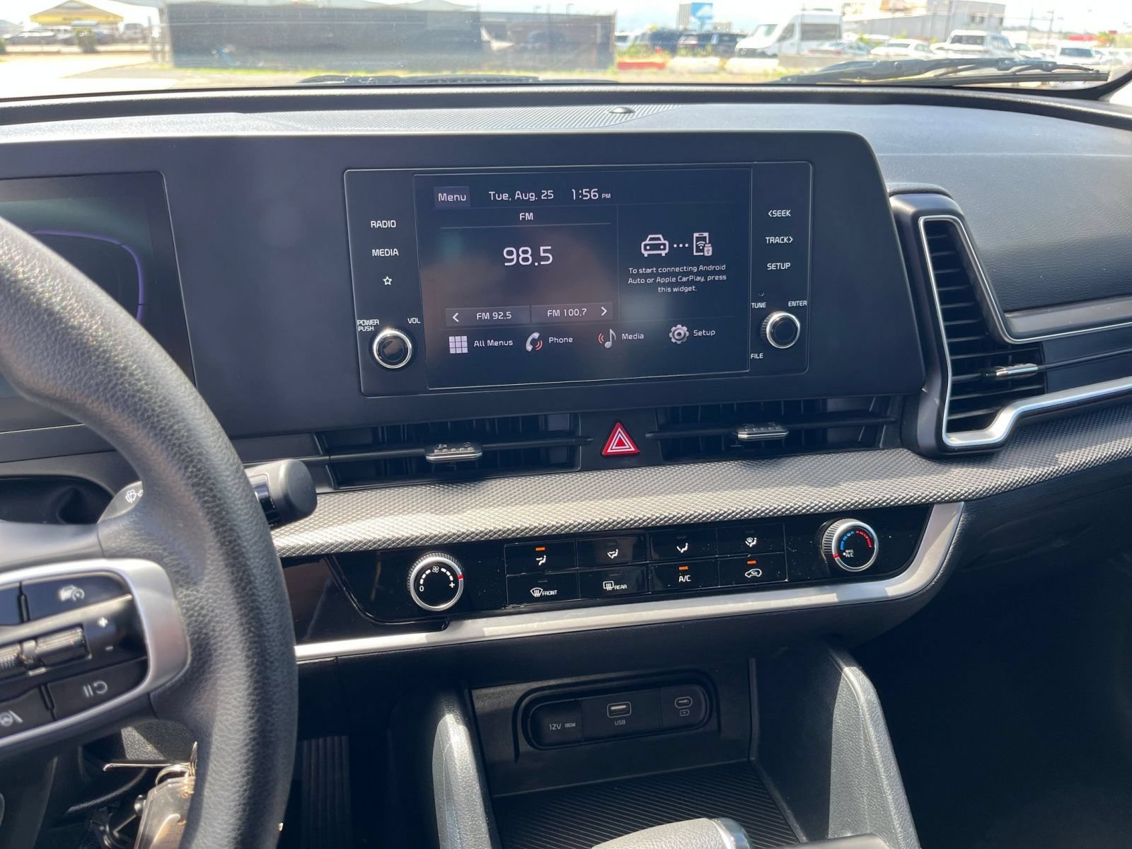 Used 2025 Kia Sportage LX FWD image 16