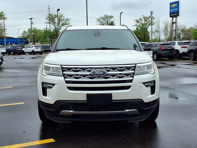 Used 2018 Ford Explorer XLT w/ Equipment Group 202A AWD/4WD image 27