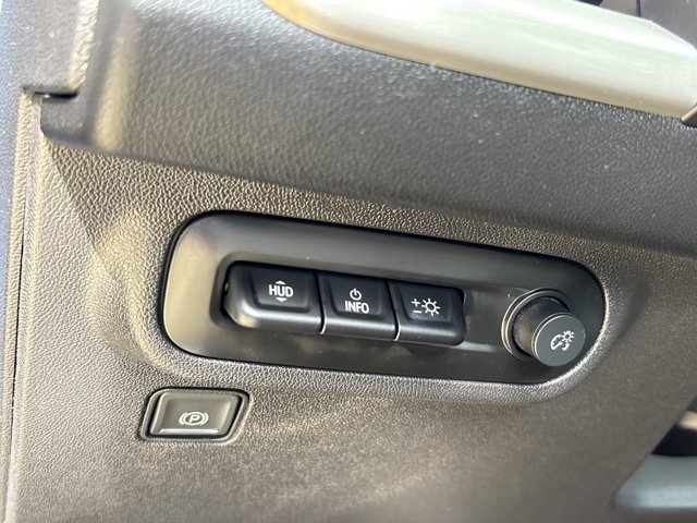 Used 2024 GMC Terrain Denali w/ Denali Premium Package AWD/4WD image 26