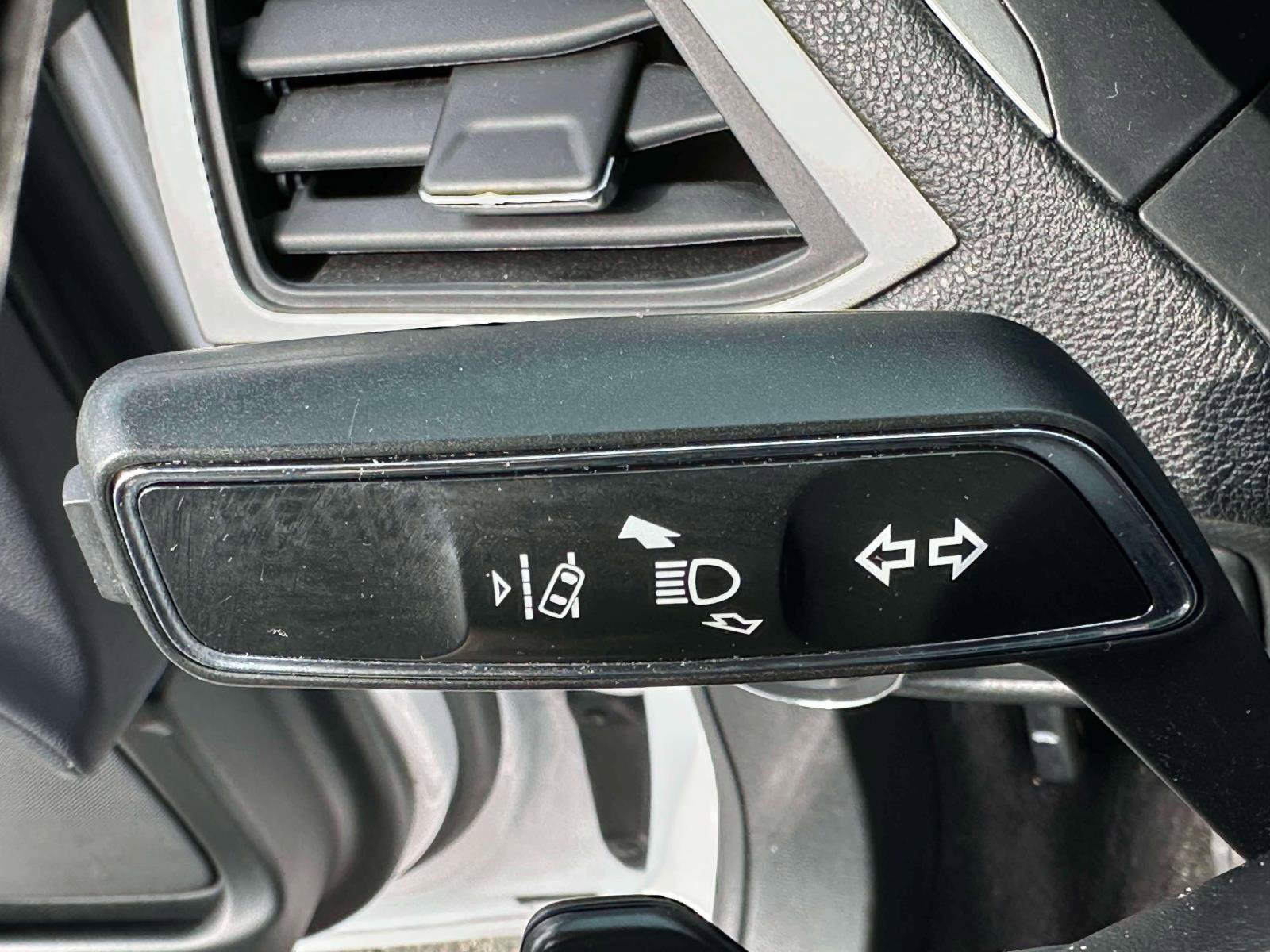 Used 2020 Lincoln MKZ Reserve w/ Elements Package image 26