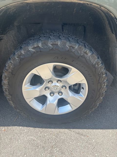 Used 2020 RAM 1500 Big Horn AWD/4WD image 14
