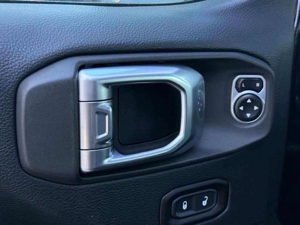 Used 2019 Jeep Wrangler Unlimited Sahara w/ Quick Order Package 24M Moab image 71