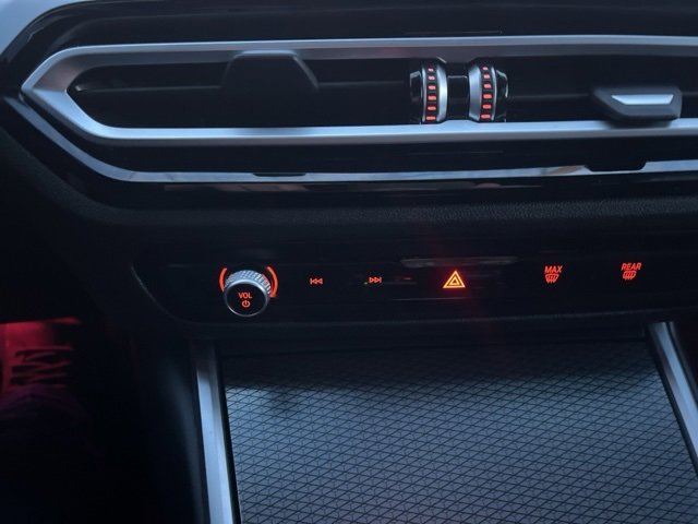 Used 2023 BMW M340i w/ Premium Package image 16