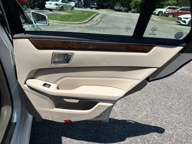 Certified 2016 Mercedes-Benz E 350 4MATIC Wagon image 15