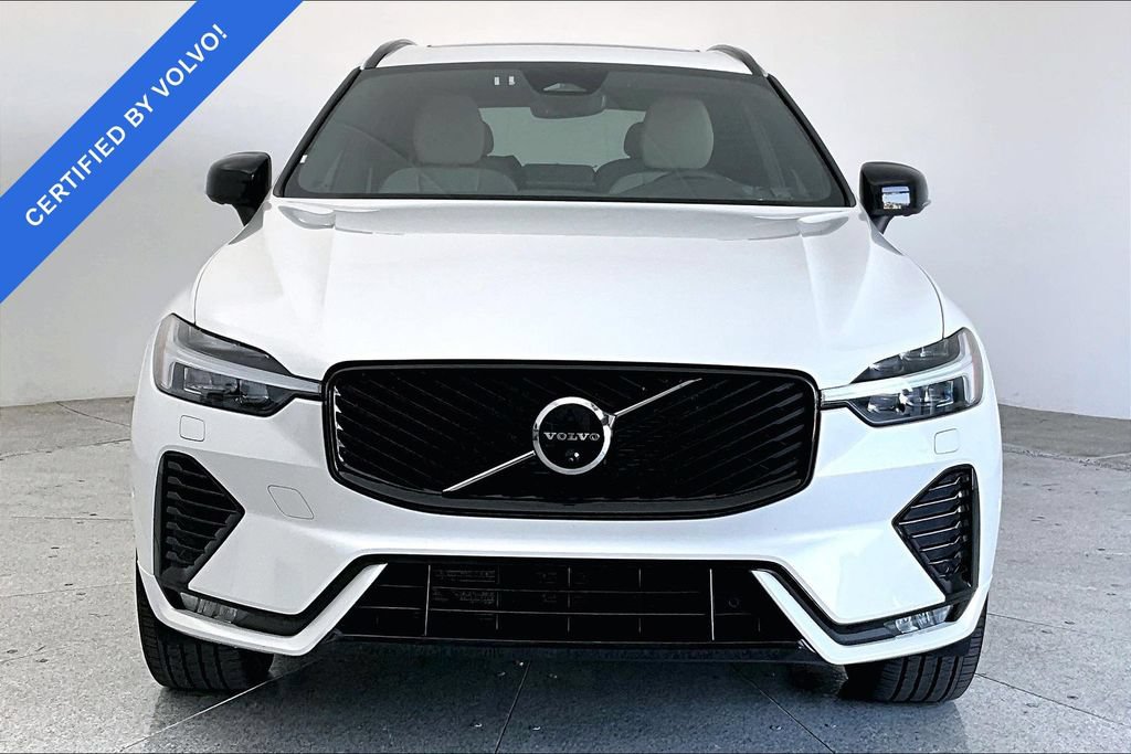 Certified 2026 Volvo XC60 B5 Plus AWD/4WD image 3