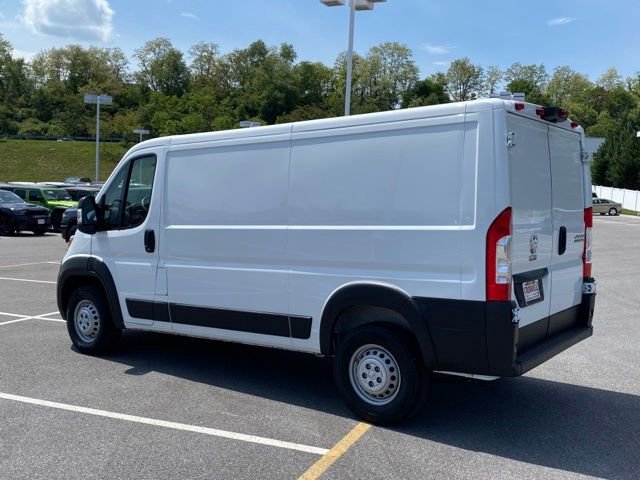 Used 2025 RAM ProMaster 2500 w/ Convenience Group FWD image 3