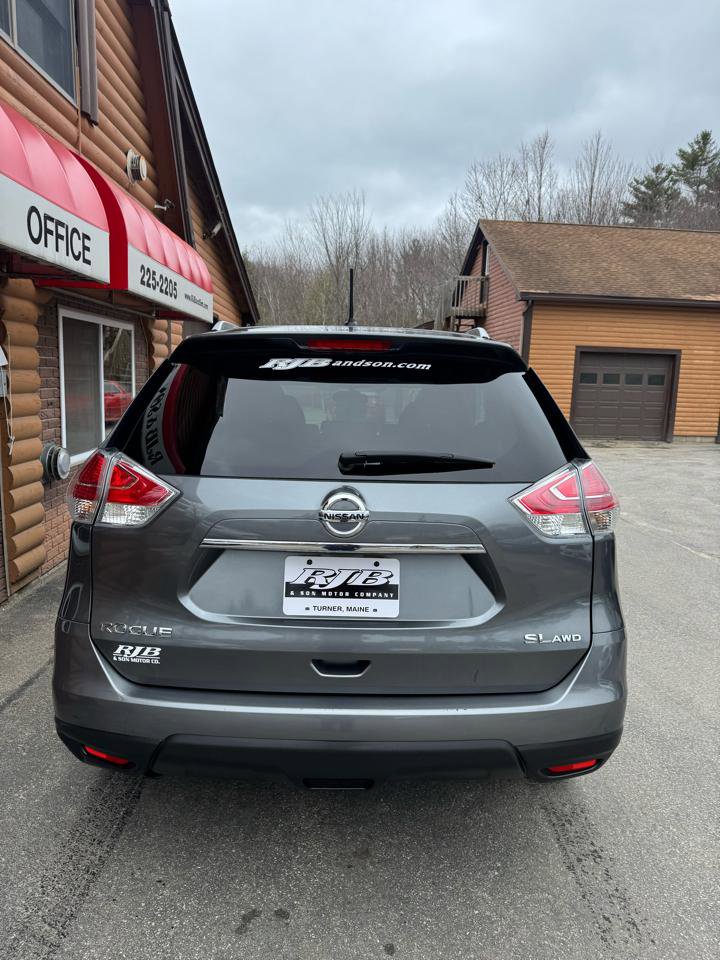 Used 2015 Nissan Rogue SL image 5