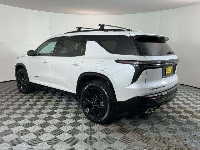 Used 2025 Chevrolet Traverse RS image 7