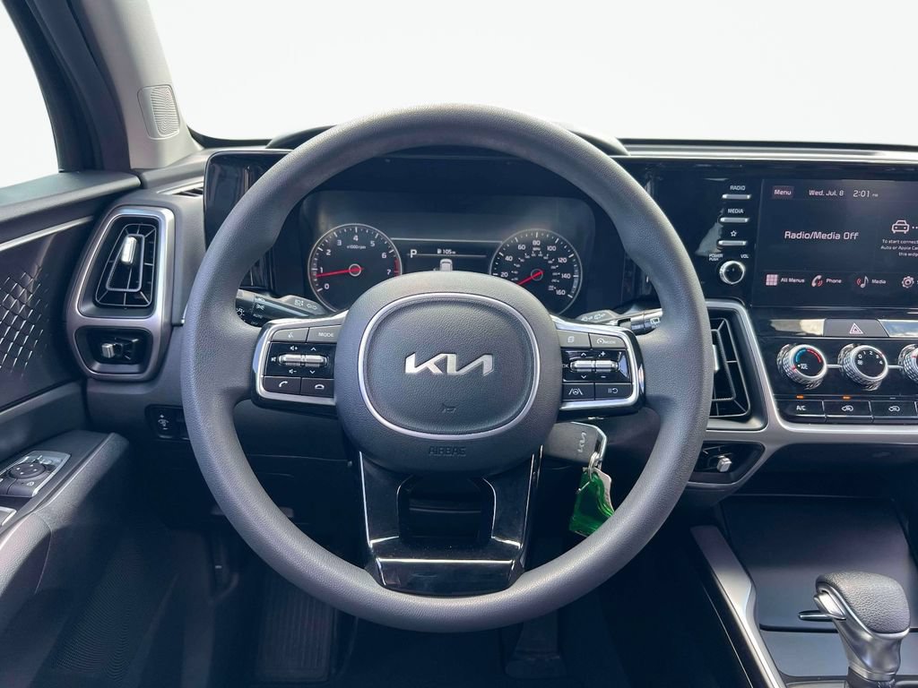 Certified 2023 Kia Sorento LX FWD image 16