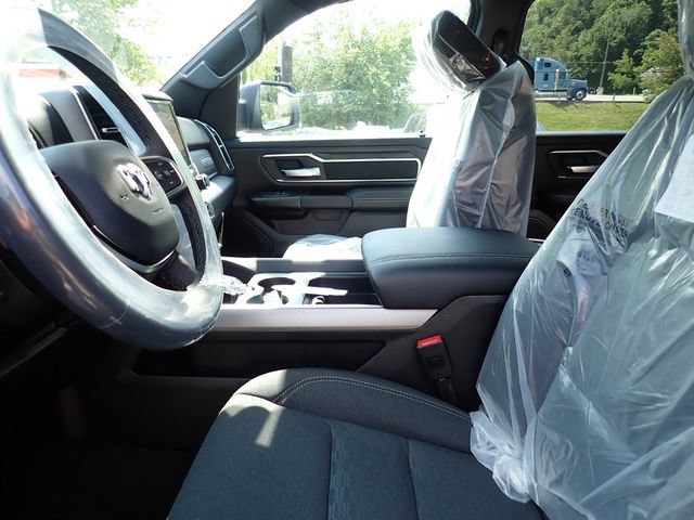 New 2027 RAM 1500 4x4 Crew Cab image 13
