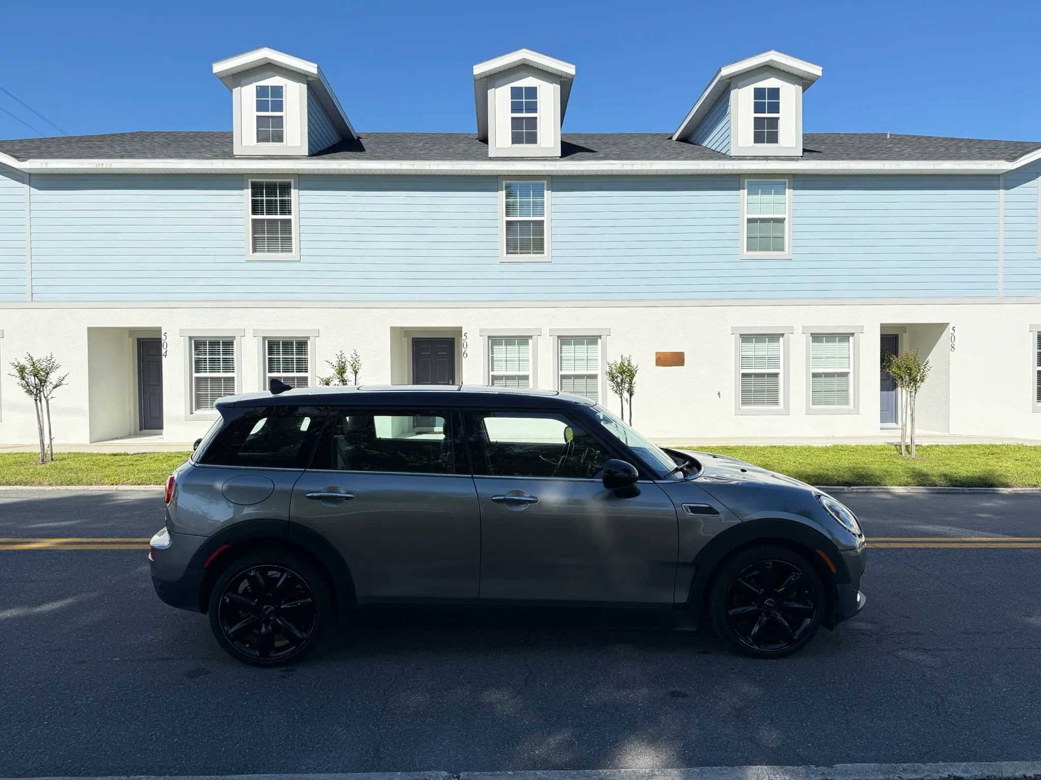 Used 2016 MINI Cooper Clubman Cooper Hatchback 4D image 4