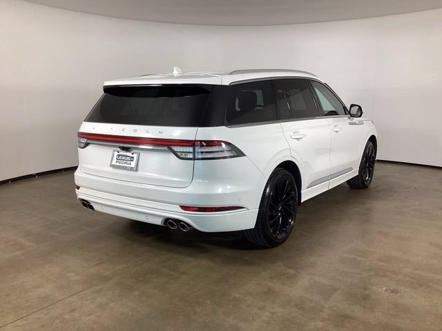 Used 2021 Lincoln Aviator Reserve AWD/4WD image 5