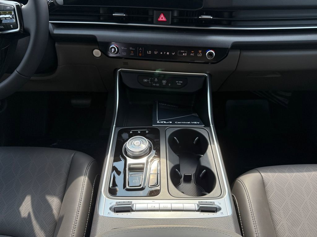New 2026 Kia Carnival SX image 11