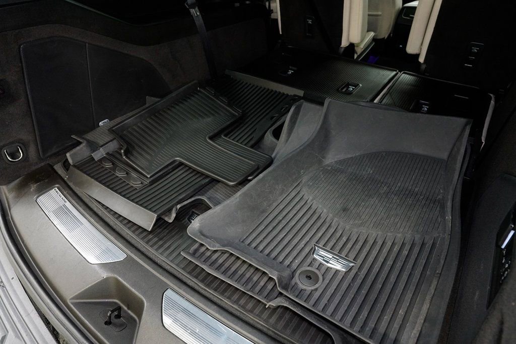 Used 2023 Cadillac Escalade ESV Sport w/ LPO, ONYX Package image 46