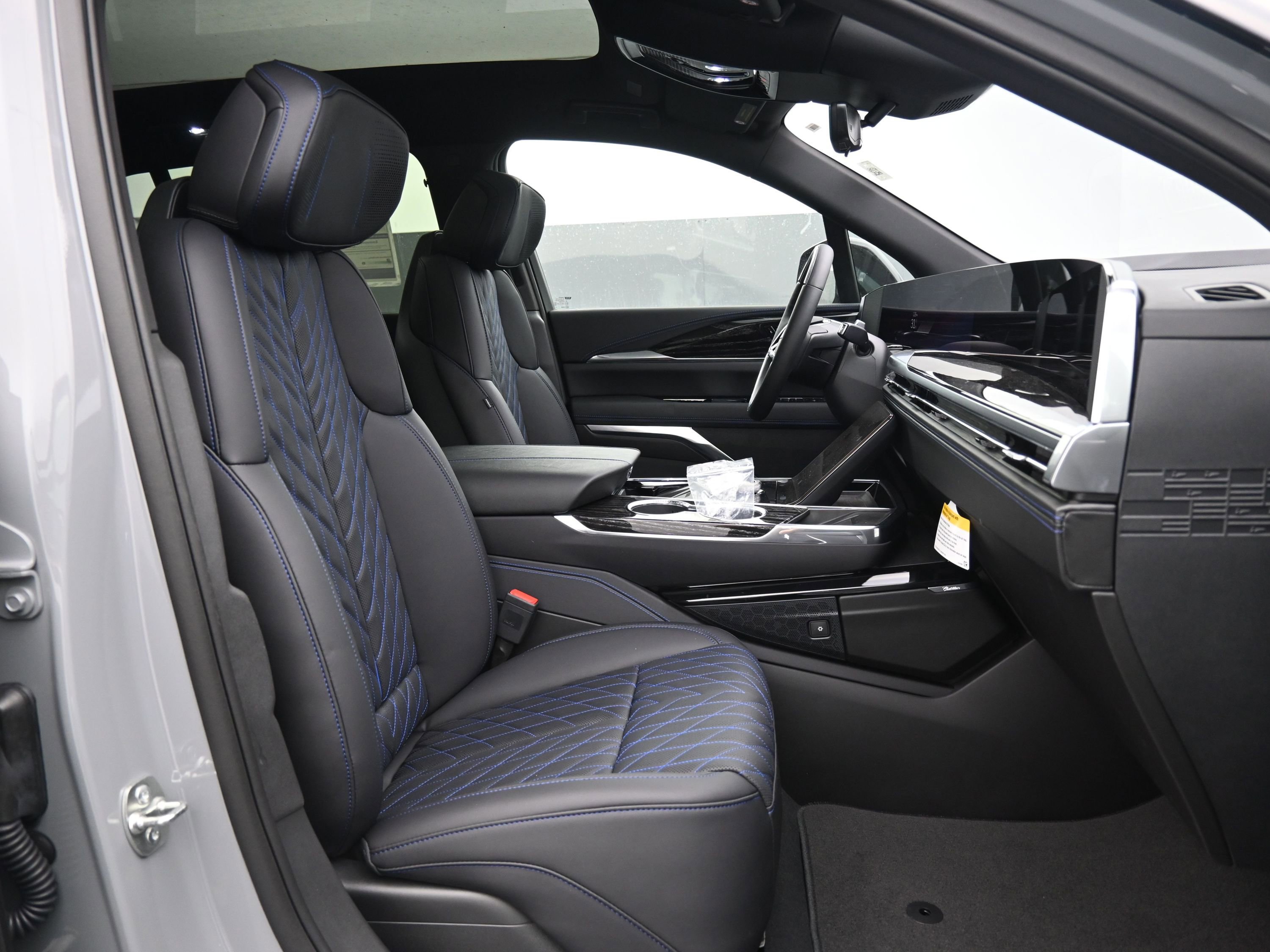 New 2026 Cadillac Escalade IQ Sport 1 w/ LPO, Floor Liner Package image 13