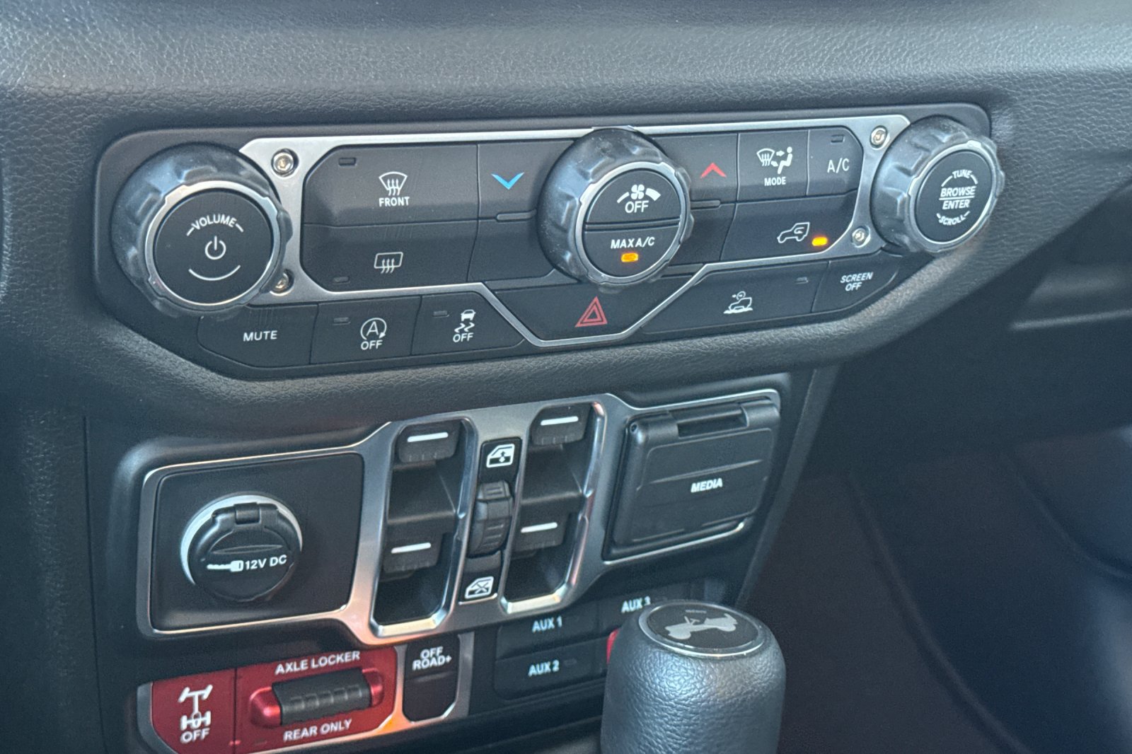 New 2026 Jeep Wrangler Unlimited Sport AWD/4WD image 18