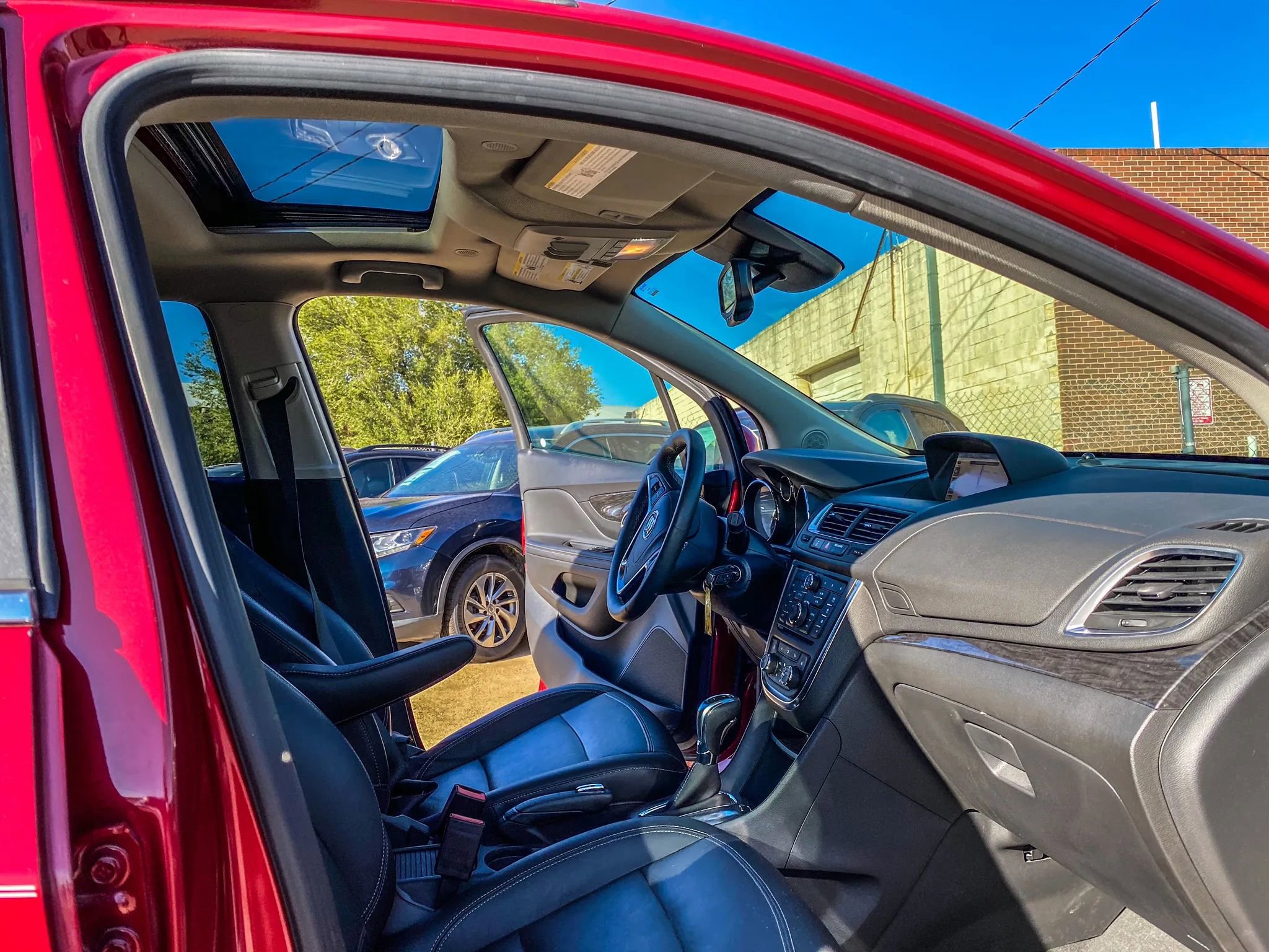 Used 2015 Buick Encore Leather w/ Experience Buick Package image 30