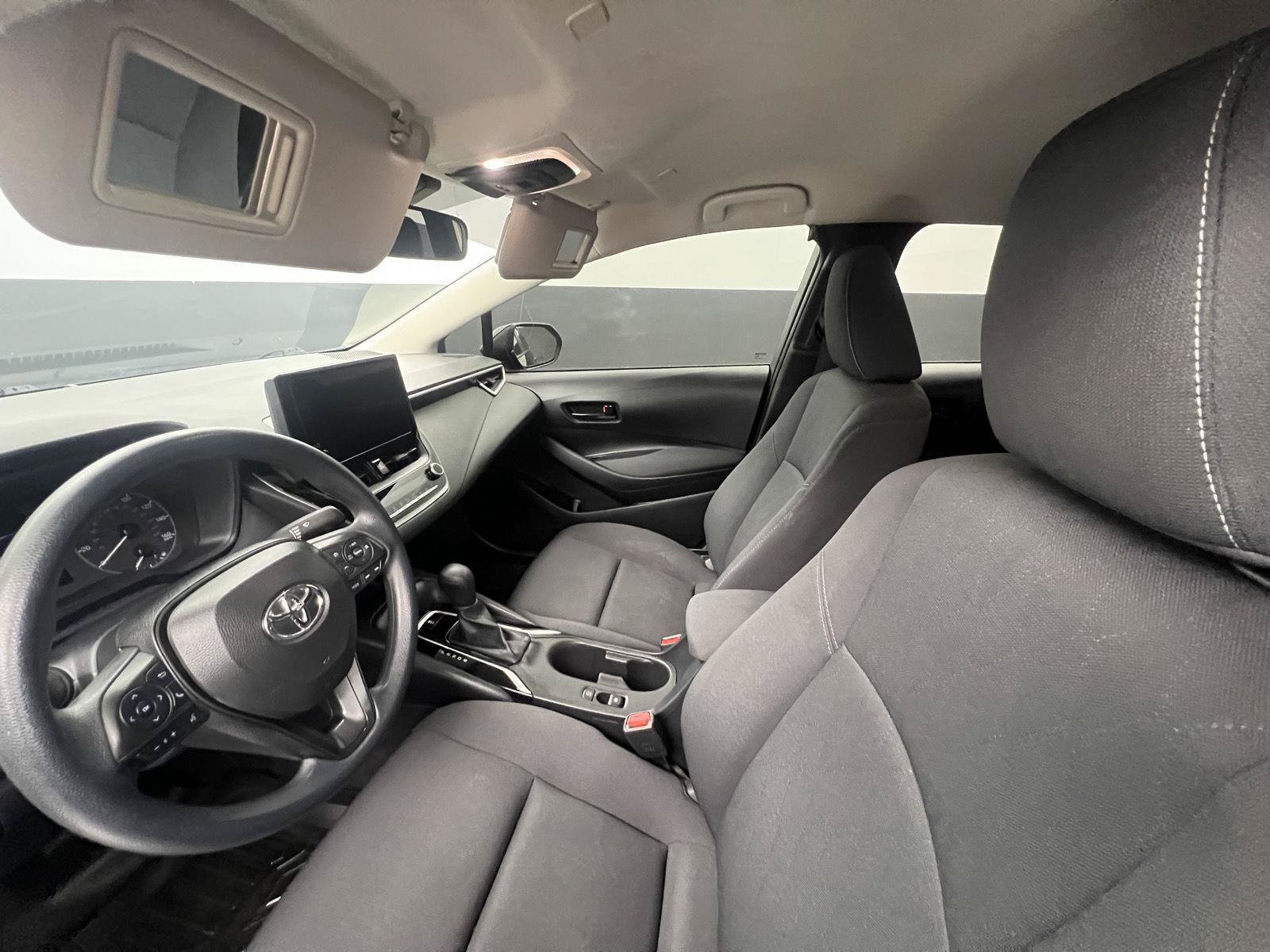 Used 2024 Toyota Corolla LE FWD image 12