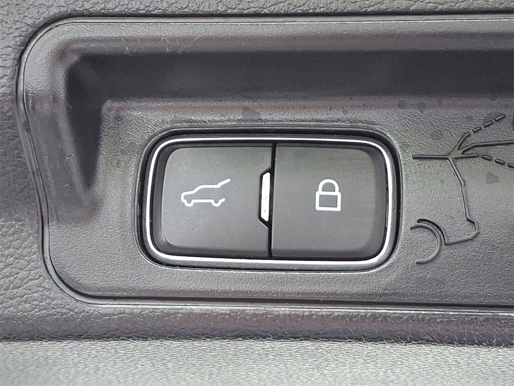 Certified 2022 Ford Explorer ST w/ Equipment Group 401A image 30