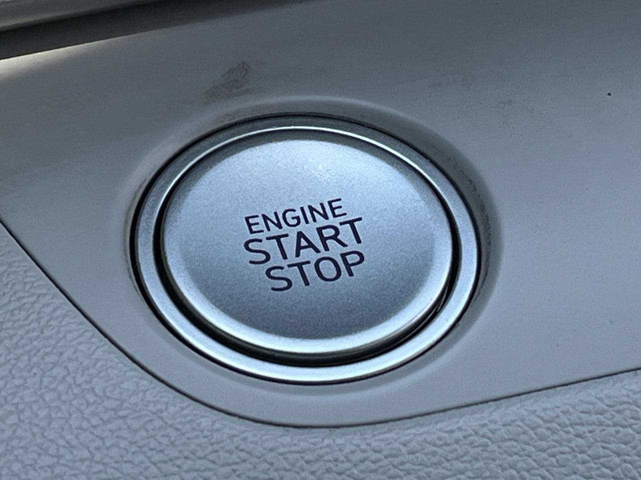 Used 2021 Hyundai Elantra Limited FWD image 19