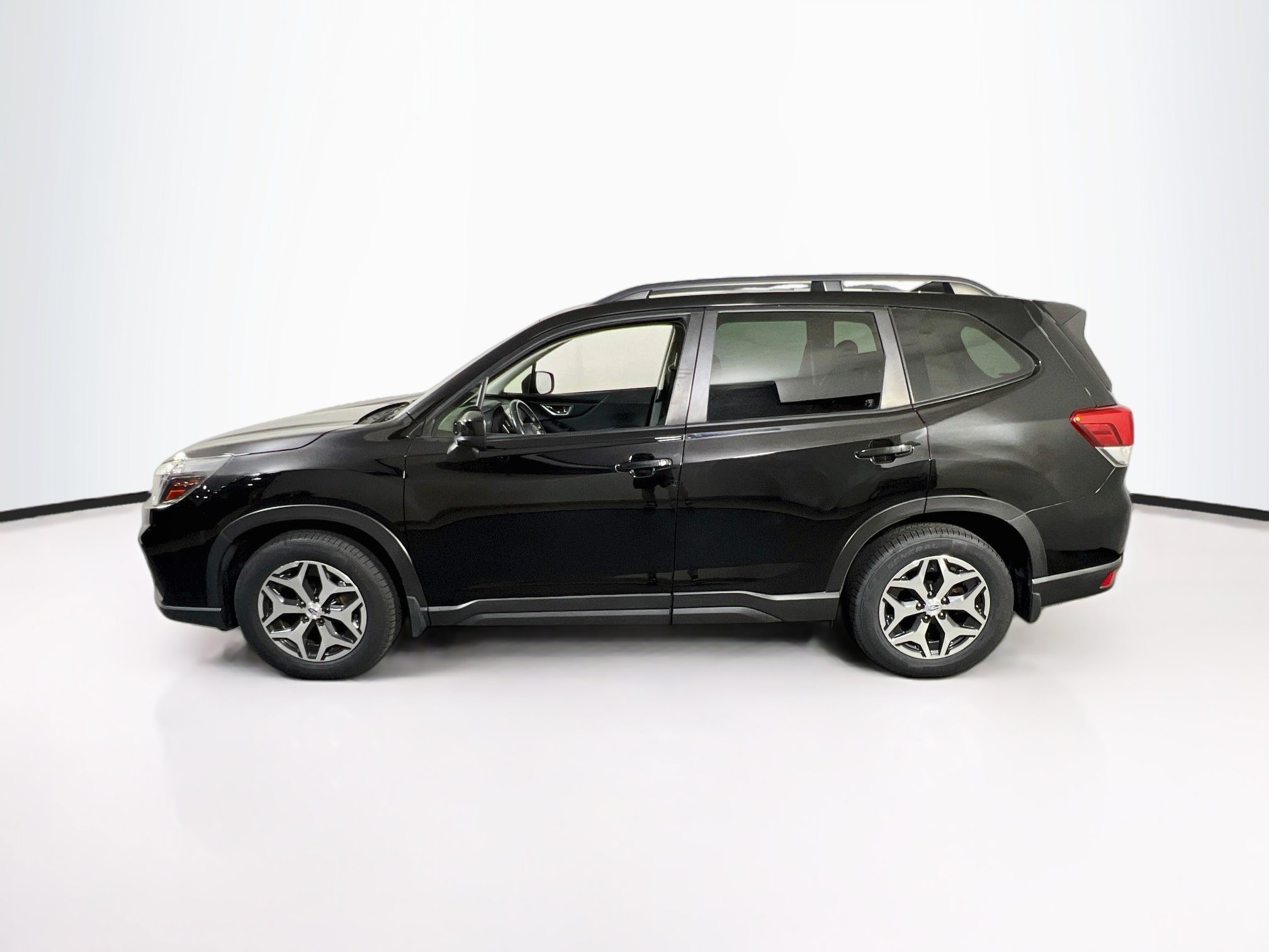 Used 2020 Subaru Forester Premium AWD/4WD image 8