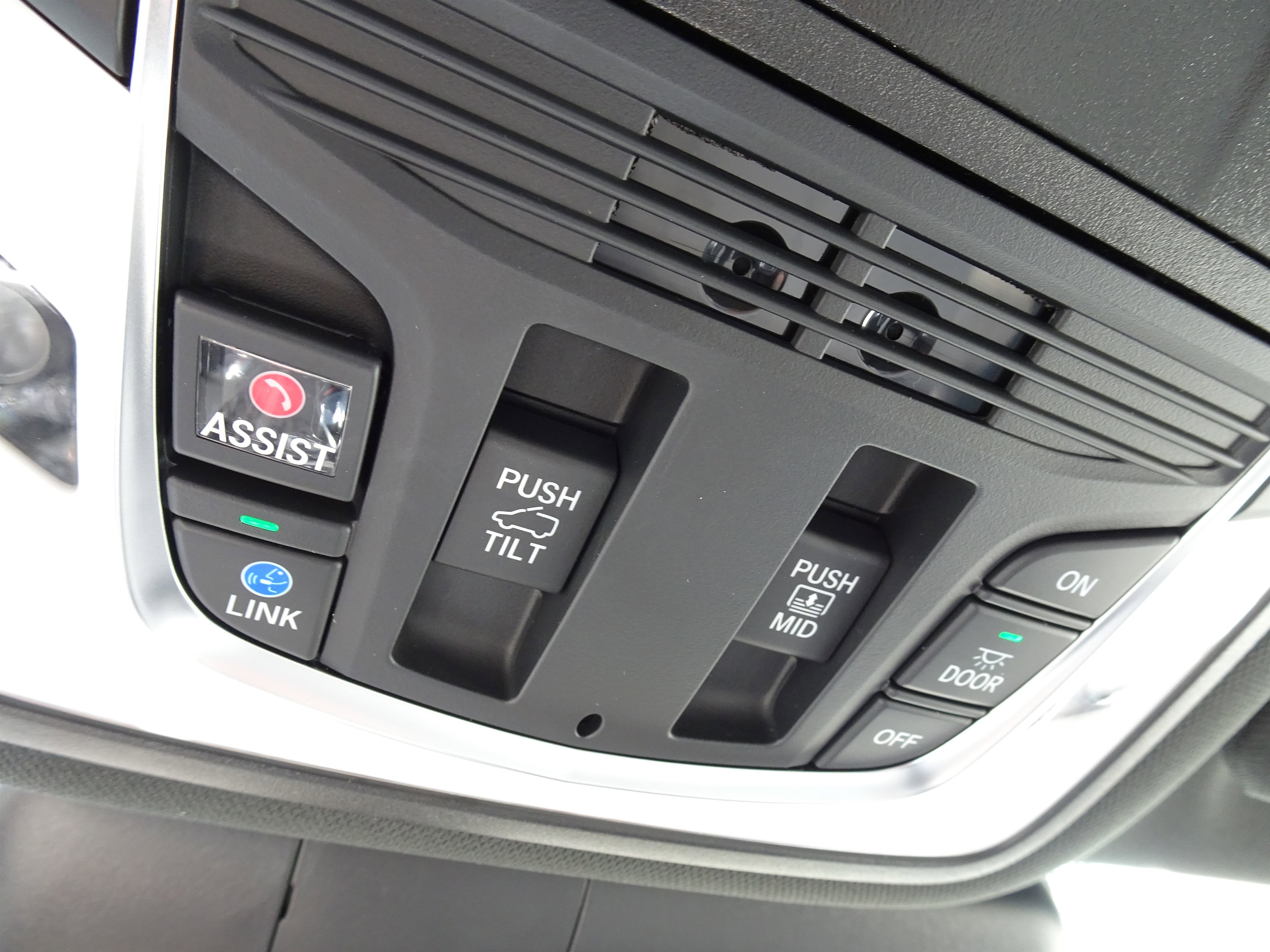 Used 2025 Acura RDX SH-AWD image 27