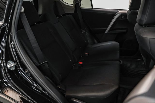 Used 2018 Toyota RAV4 LE w/ All Weather Liner Package AWD/4WD image 34