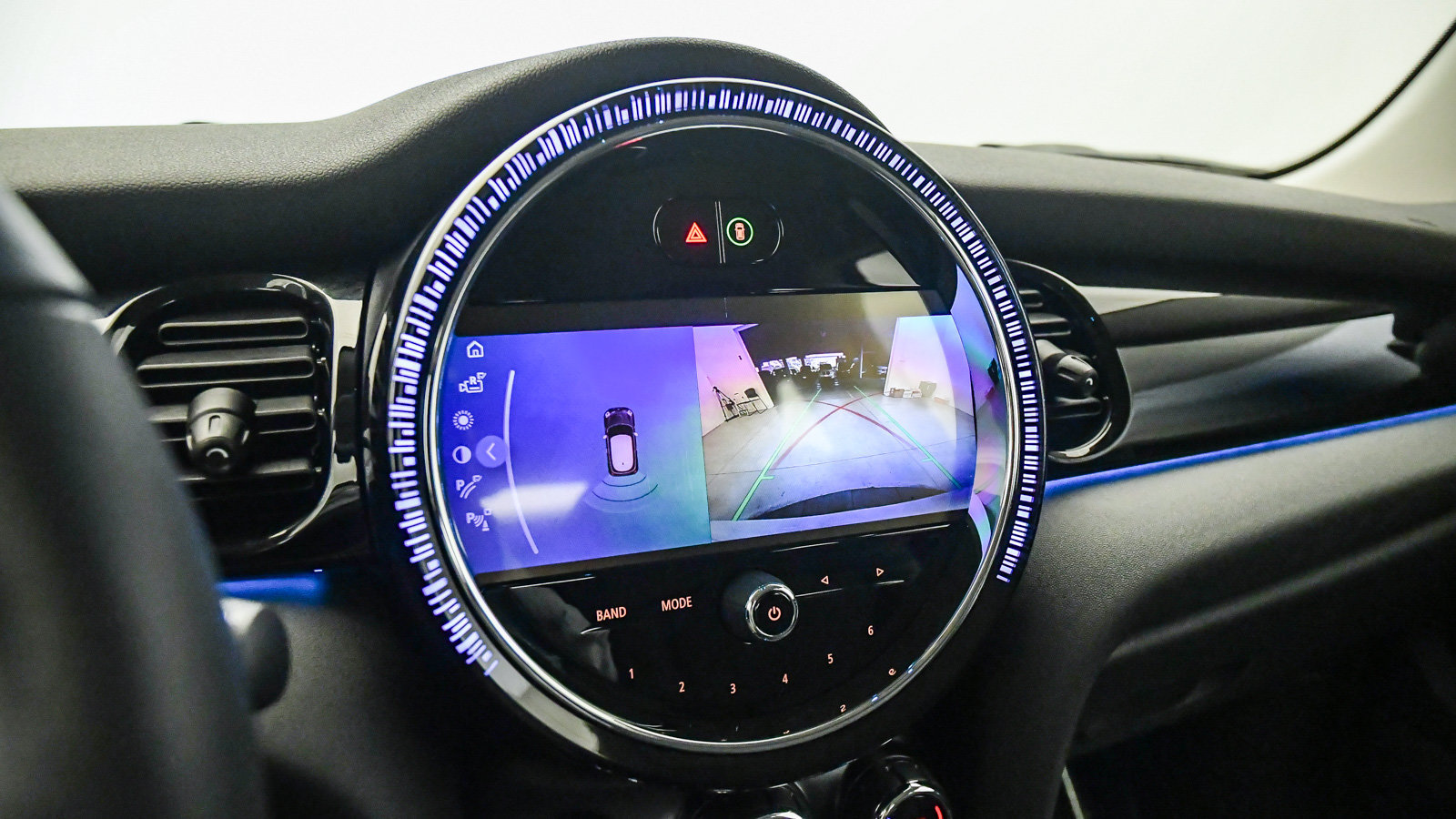 Certified 2024 MINI Cooper SE FWD image 22