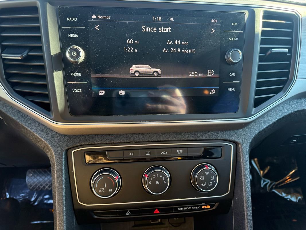 Used 2018 Volkswagen Atlas Launch Edition AWD/4WD image 19