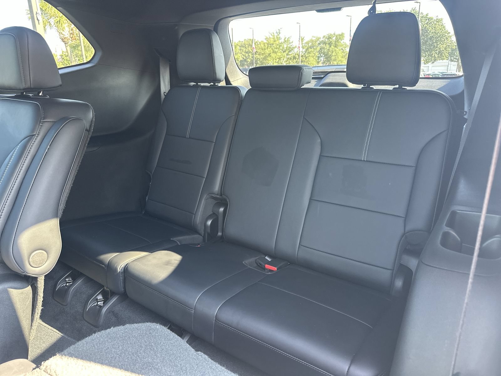 Used 2026 GMC Acadia Elevation w/ Elevation Premium Package FWD image 32