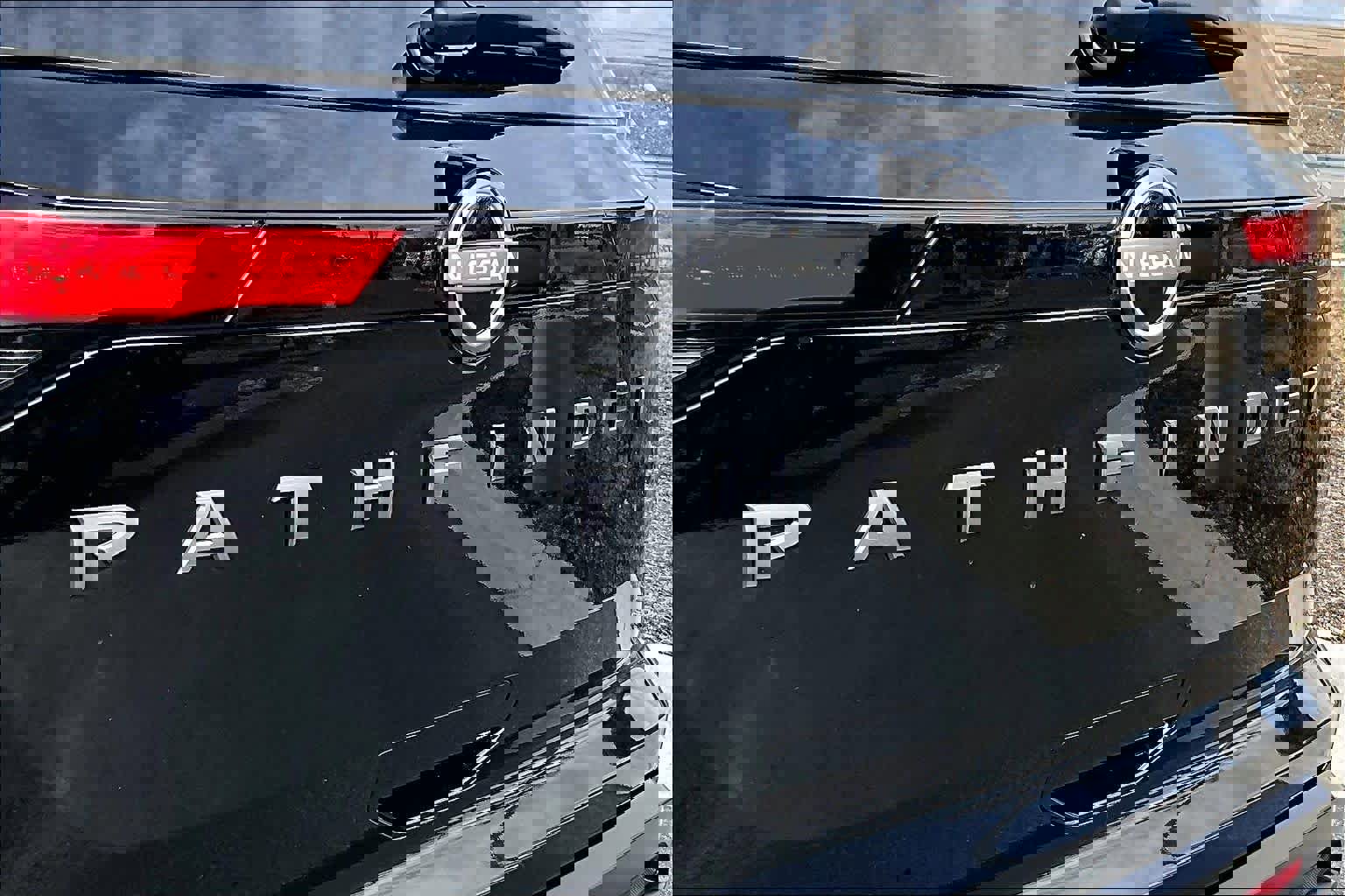 New 2026 Nissan Pathfinder SV image 15