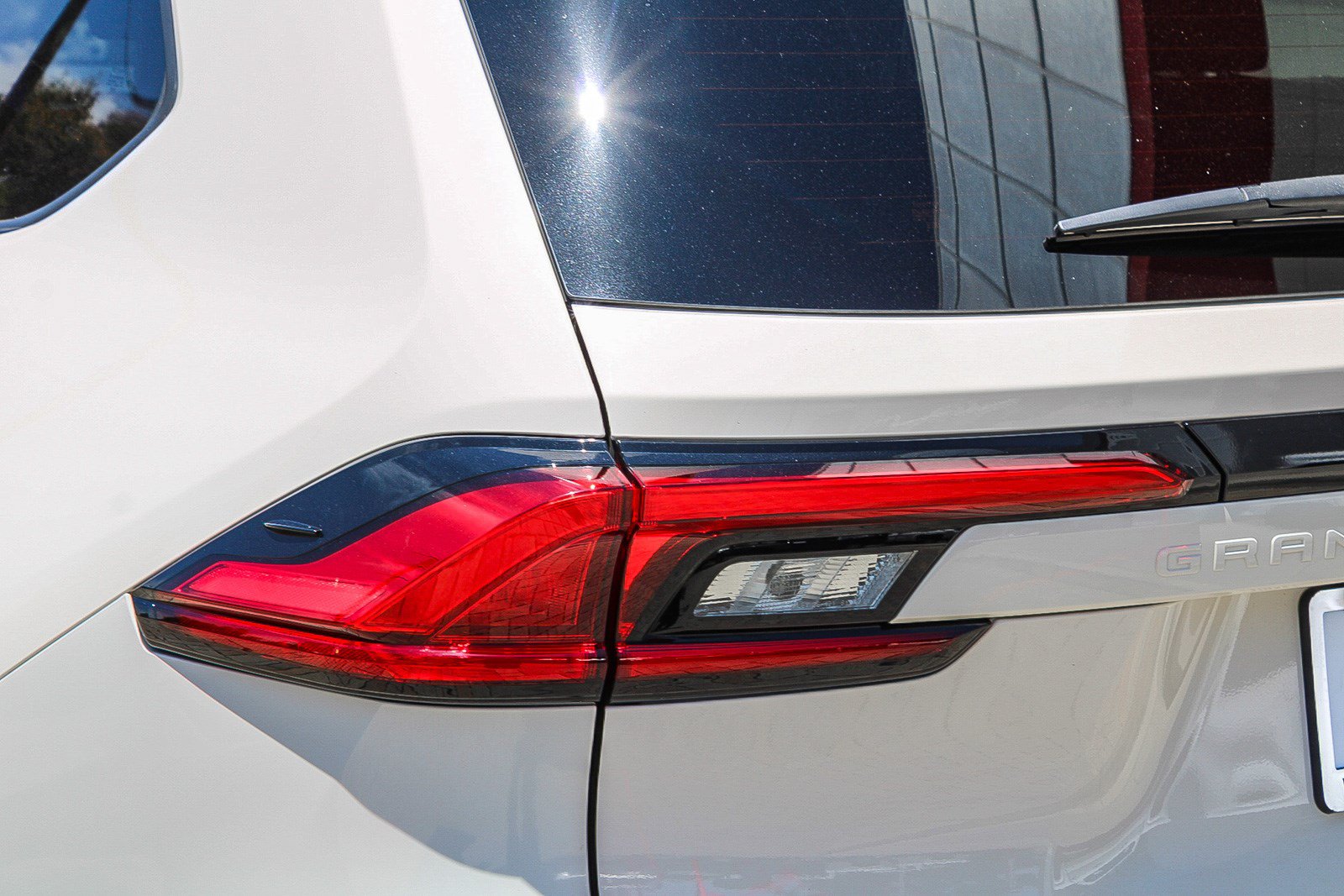 Certified 2024 Toyota Grand Highlander AWD Hybrid image 10