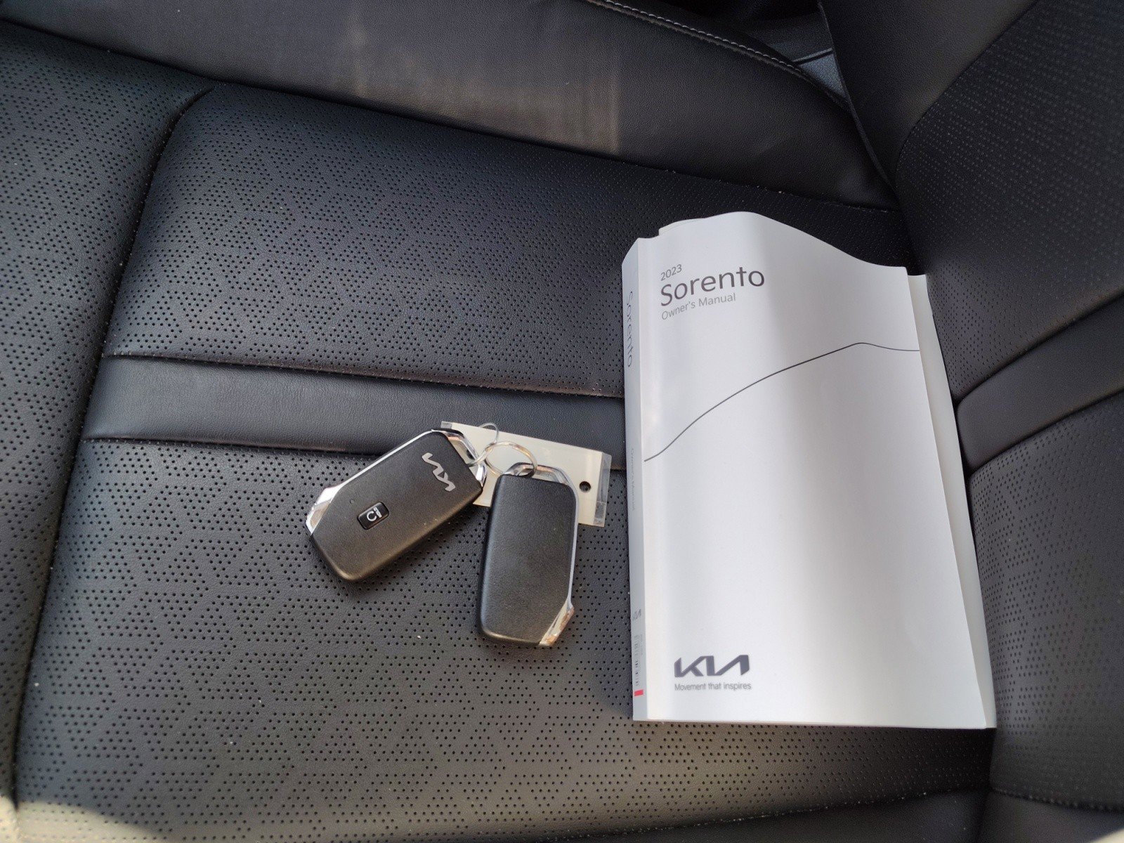 Used 2023 Kia Sorento SX image 23